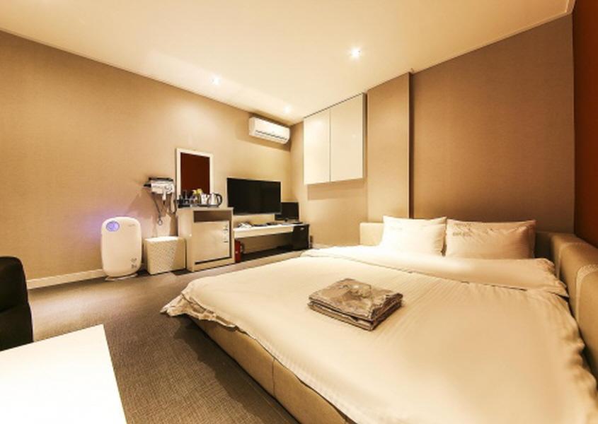 Galleria Hotel Suwon Exterior foto