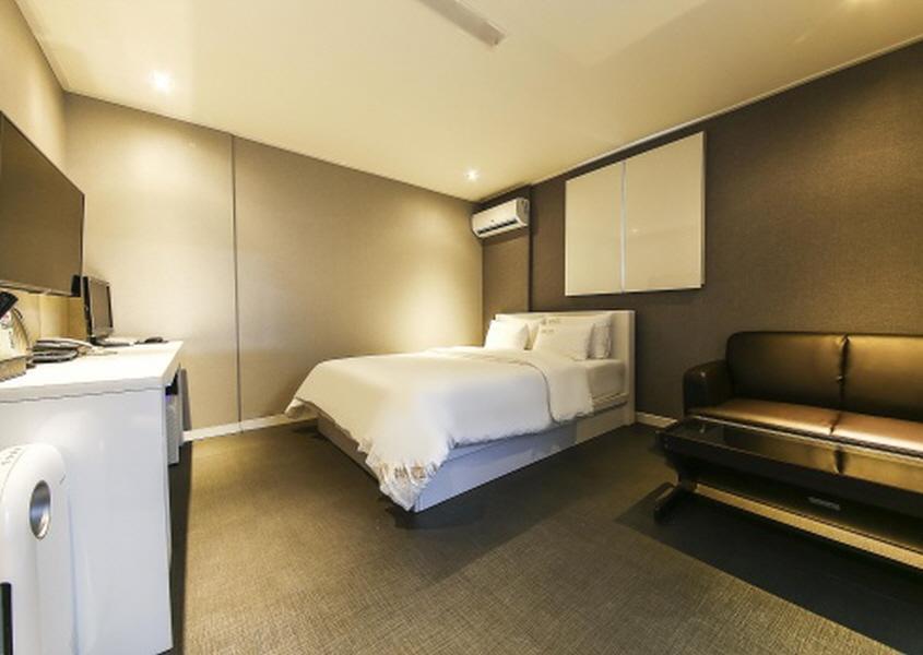Galleria Hotel Suwon Exterior foto